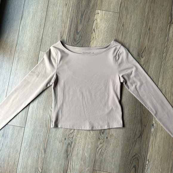 Abercrombie Soft A&F Collection Long Sleeve - Picture 4 of 7